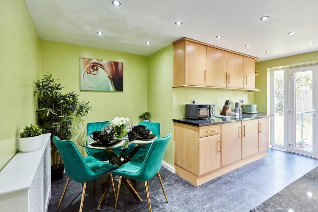 *Little Haven In Leeds* ¤Private Parking¤ Ensuite リーズ エクステリア 写真