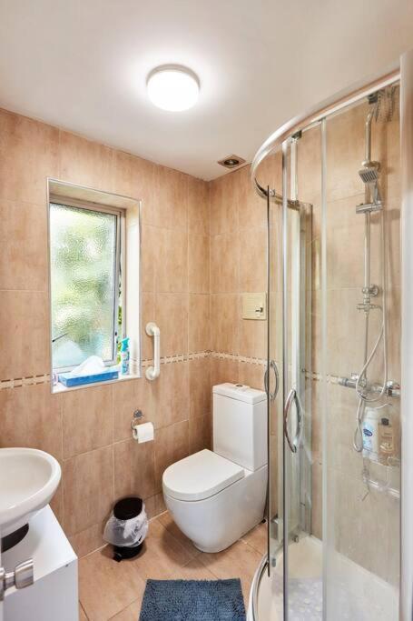 *Little Haven In Leeds* ¤Private Parking¤ Ensuite リーズ エクステリア 写真