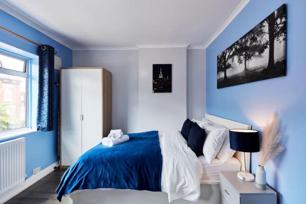 *Little Haven In Leeds* ¤Private Parking¤ Ensuite リーズ エクステリア 写真
