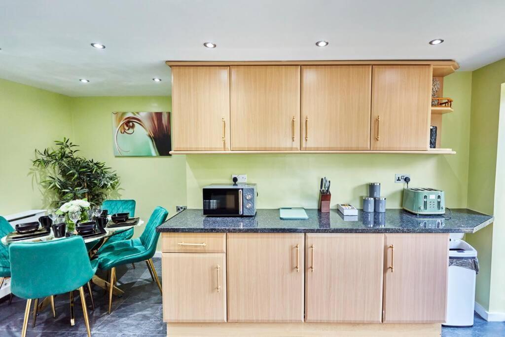 *Little Haven In Leeds* ¤Private Parking¤ Ensuite リーズ エクステリア 写真